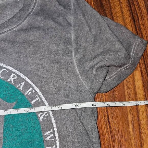 4 for $50 🎃 Harry Potter Hogwarts Tee Juniors Size Large - Picture 4 of 5